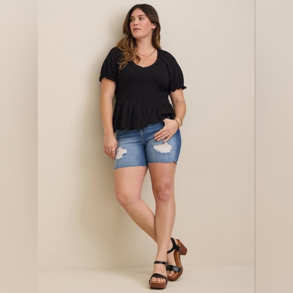 Torrid Cotton Modal Slub Smocked Short Sleeve Babydoll Plus Size 3 NWT - Picture 2 of 9
